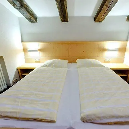 & Tiroler Buam Hotell